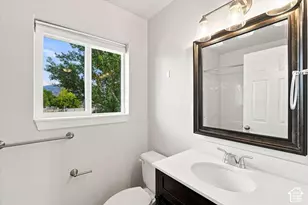 5954 W Canterbury Park Cir N, Highland, UT 84003 - Photo 27