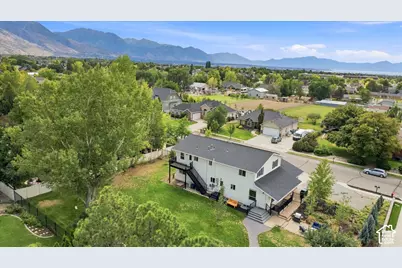 5954 W Canterbury Park Cir N, Highland, UT 84003 - Photo 1