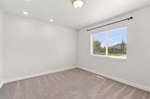 5954 W Canterbury Park Cir N, Highland, UT 84003 - Photo 25