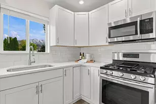 5954 W Canterbury Park Cir N, Highland, UT 84003 - Photo 9