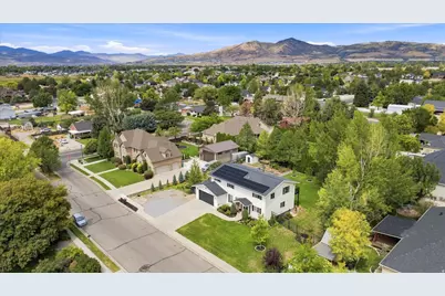 5954 W Canterbury Park Cir N, Highland, UT 84003 - Photo 49