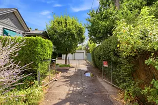 533 S Isabella Ct E, Salt Lake City, UT 84102 - Photo 33