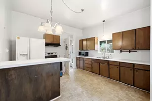 533 S Isabella Ct E, Salt Lake City, UT 84102 - Photo 9