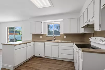 37 W La Salle Dr, Midvale, UT 84047 - Photo 5