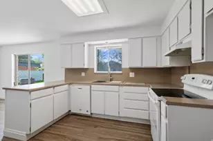 37 W La Salle Dr, Midvale, UT 84047 - Photo 5