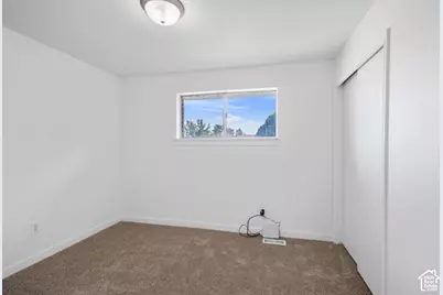37 W La Salle Dr, Midvale, UT 84047 - Photo 15