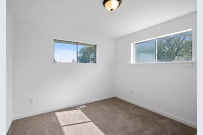 37 W La Salle Dr, Midvale, UT 84047 - Photo 13