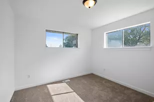 37 W La Salle Dr, Midvale, UT 84047 - Photo 13