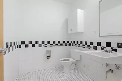 41 W Guest Ave, South Salt Lake, UT 84115 - Photo 9
