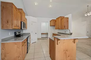 3895 S 900 W, Riverdale, UT 84405 - Photo 5