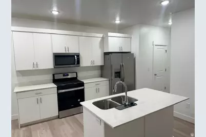 423 W 25 N, Providence, UT 84332 - Photo 5