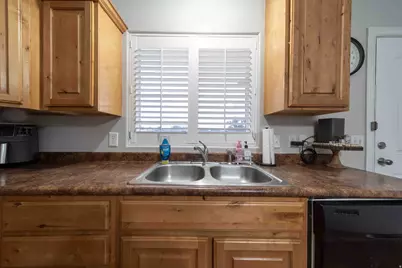 920 S 500 E #21, Roosevelt, UT 84066 - Photo 5