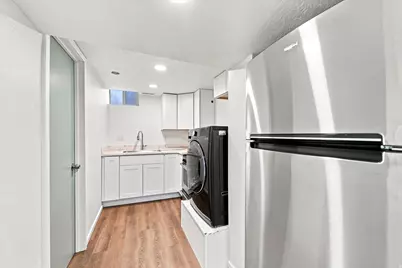 528 N Beverly Ave W, Orem, UT 84057 - Photo 21