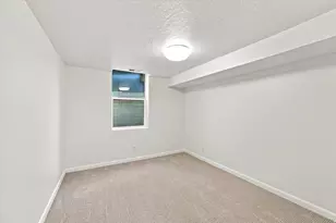 528 N Beverly Ave W, Orem, UT 84057 - Photo 17