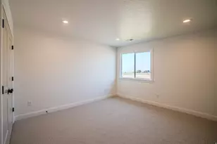 256 S Cottonwood Rd, Vineyard, UT 84059 - Photo 31