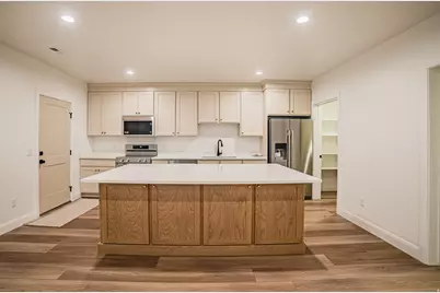 256 S Cottonwood Rd #7515, Vineyard, UT 84059 - Photo 13