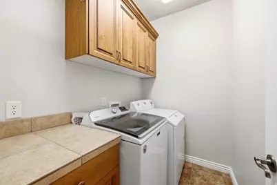 1893 E 4500 S, Holladay, UT 84117 - Photo 17