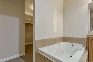 1893 E 4500 S, Holladay, UT 84117 - Photo 21