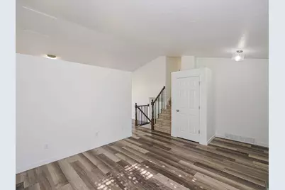 13036 S Quincee Ct, Riverton, UT 84065 - Photo 7