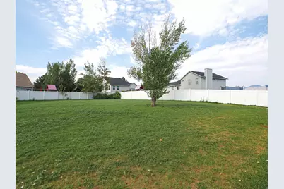 13036 S Quincee Ct, Riverton, UT 84065 - Photo 7