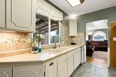 2887 S 9050 W, Magna, UT 84044 - Photo 13