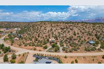 994 W Foothill Dr., Apple Valley, UT 84737 - Photo 5
