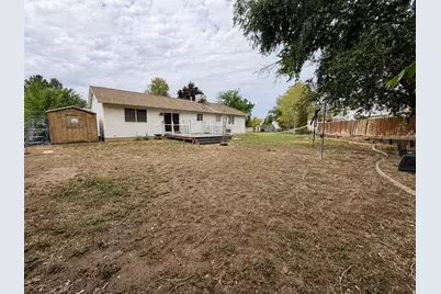 162 W 1980 S, Clearfield, UT 84015 - Photo 7