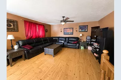 162 W 1980 S, Clearfield, UT 84015 - Photo 3