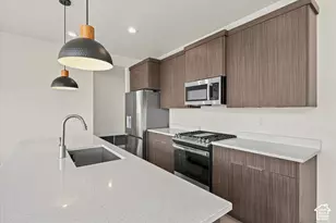 273 W 400 S, Lehi, UT 84043 - Photo 11