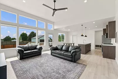 273 W 400 S, Lehi, UT 84043 - Photo 5