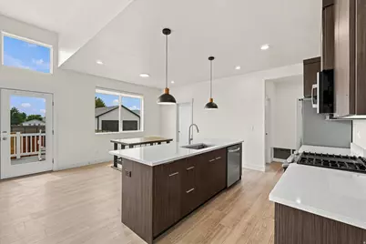 273 W 400 S, Lehi, UT 84043 - Photo 9