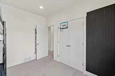 273 W 400 S, Lehi, UT 84043 - Photo 17