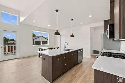 273 W 400 S, Lehi, UT 84043 - Photo 9
