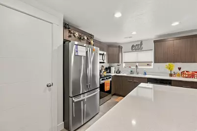 273 W 400 S, Lehi, UT 84043 - Photo 25