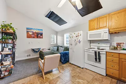 3452 S 2000 E, Salt Lake City, UT 84109 - Photo 41