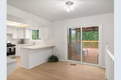 339 Carol Dr, Layton, UT 84041 - Photo 5