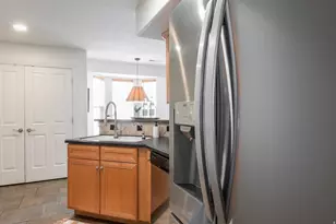 551 E Purple Lilac Ln S, Sandy, UT 84070 - Photo 11