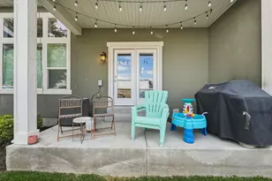 9256 S Ashbourne Dr, Sandy, UT 84094 - Photo 27