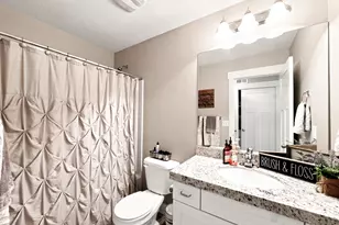 9256 S Ashbourne Dr, Sandy, UT 84094 - Photo 25