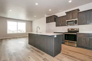 895 S 900 W, American Fork, UT 84003 - Photo 25