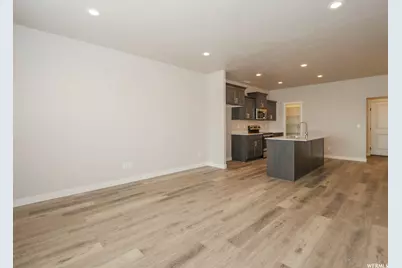 895 S 900 W, American Fork, UT 84003 - Photo 7