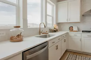 1131 E Blackfeet Dr, Eagle Mountain, UT 84005 - Photo 21