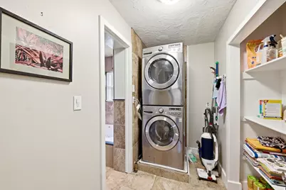 3452 S 2000 E, Salt Lake City, UT 84109 - Photo 17