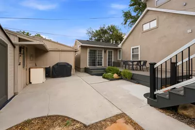 3452 S 2000 E, Salt Lake City, UT 84109 - Photo 41