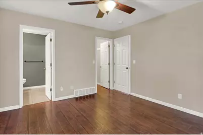 156 E 2050 N, North Ogden, UT 84414 - Photo 9