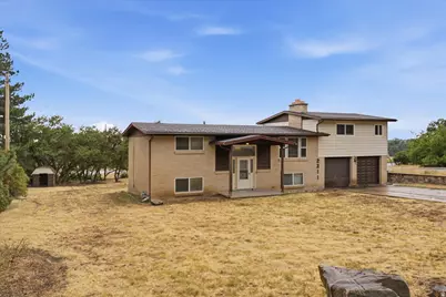 2211 Valley Dr, Layton, UT 84040 - Photo 3
