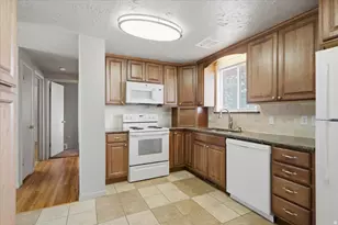 2211 Valley Dr, Layton, UT 84040 - Photo 7
