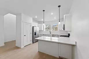 1475 W Skyline Dr, Saratoga Springs, UT 84045 - Photo 3
