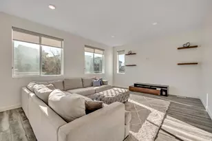 717 W Wynwood Dr, Murray, UT 84123 - Photo 9