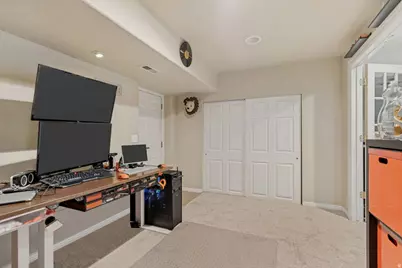 5326 W Mountain Vista Dr, West Jordan, UT 84081 - Photo 35